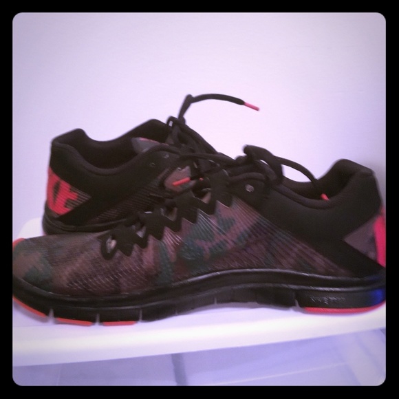 Worn for one day. Excellent condition been sitting - Picture 3 of 3